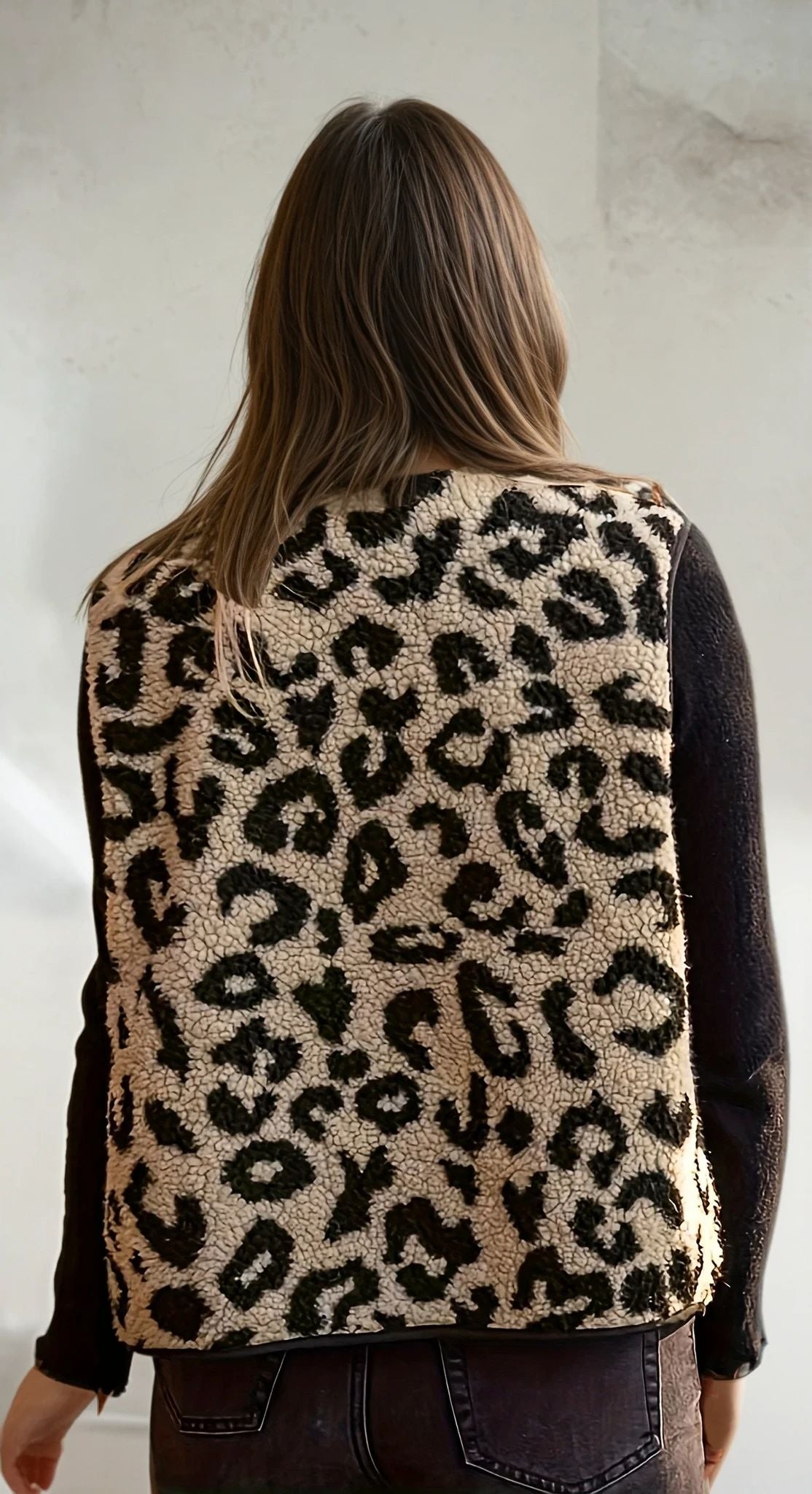 Leona | Leopard Knit Vest